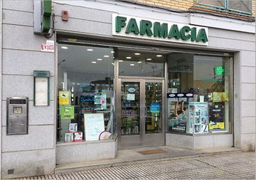 Farmacia Martínez de la Concha exterior farmacia